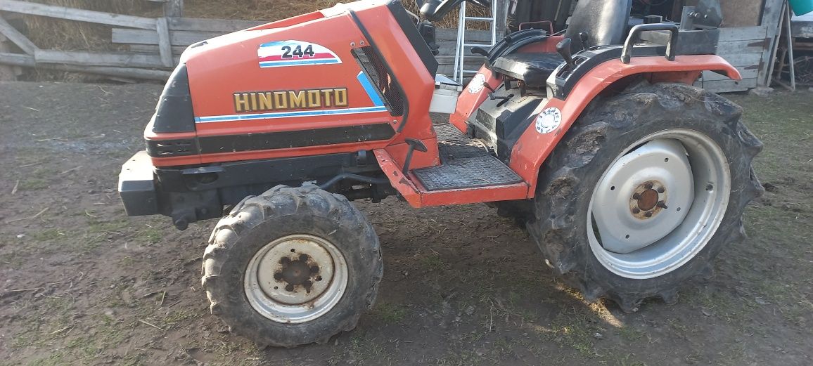 Продам трактор HINOMOTO