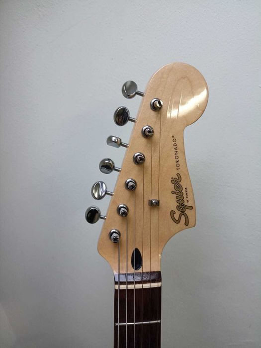 Guitarra Squier Paranormal Toronado, Mystic Seafoam