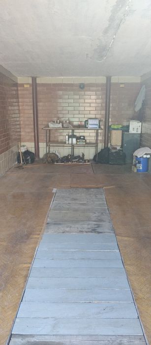 Здам ГАРАЖ, Троєщина.