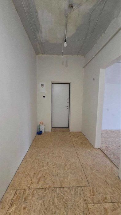 Продам 2 комнатна с СТАЛИНКУ с автономкой, центр, alm