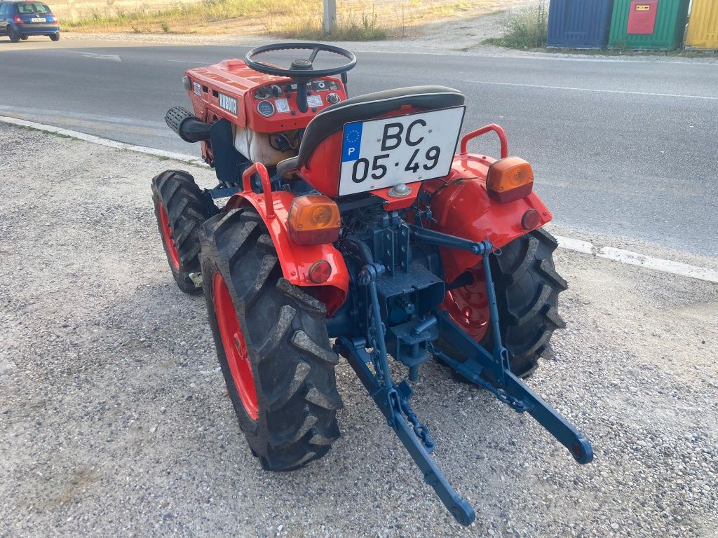 Kubota 6100, Matrícula, 4x4, pneus novos, óptimo estado.