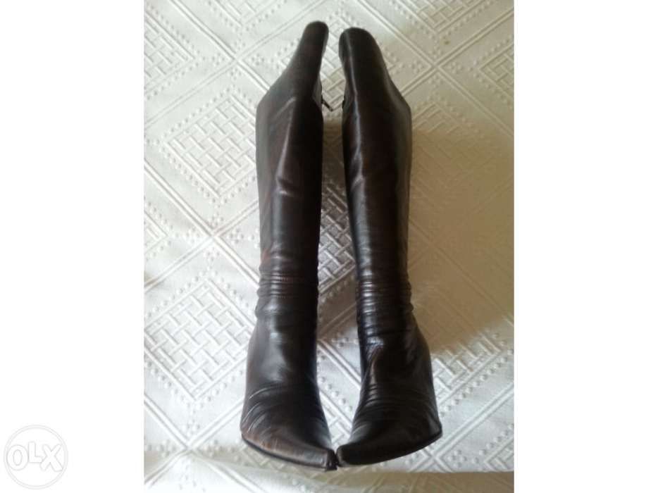 Botas em pele p/ Senhora