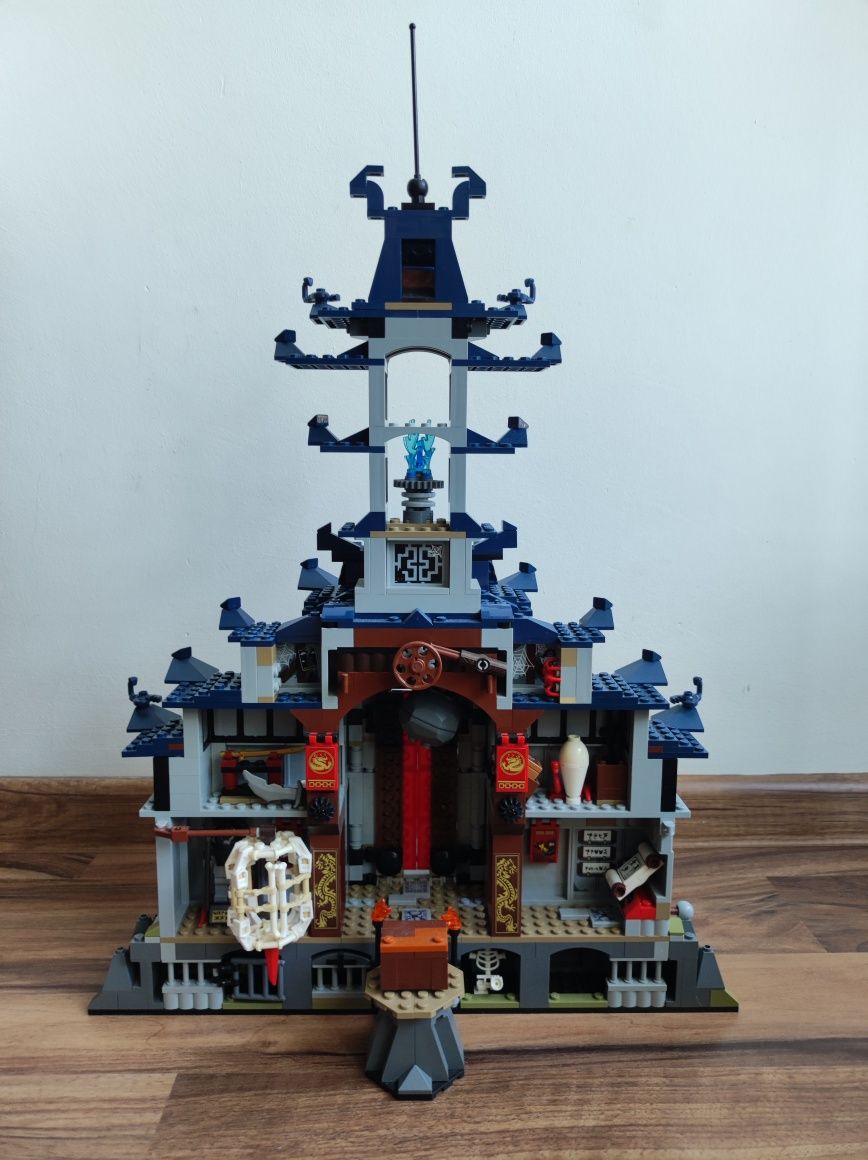 LEGO Ninjago 70617 świątynia broni ostatecznej