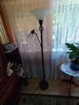 Lampa stojąca typ rustykalny