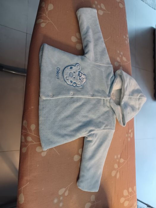 Casaco chico para bebé azul claro 3 meses