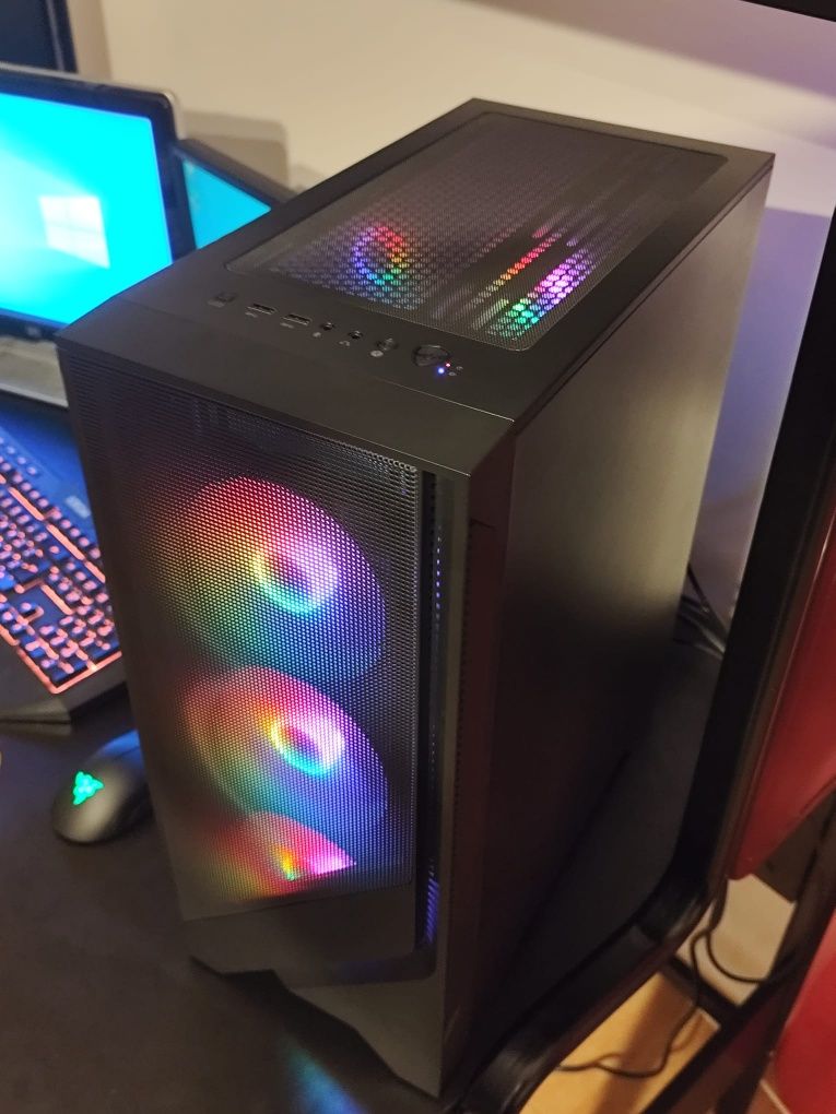 PC gaming com garantia e caixas