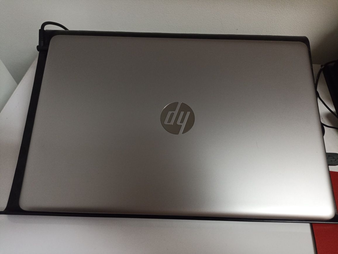 Portátil HP Intel Core i3 8°geração