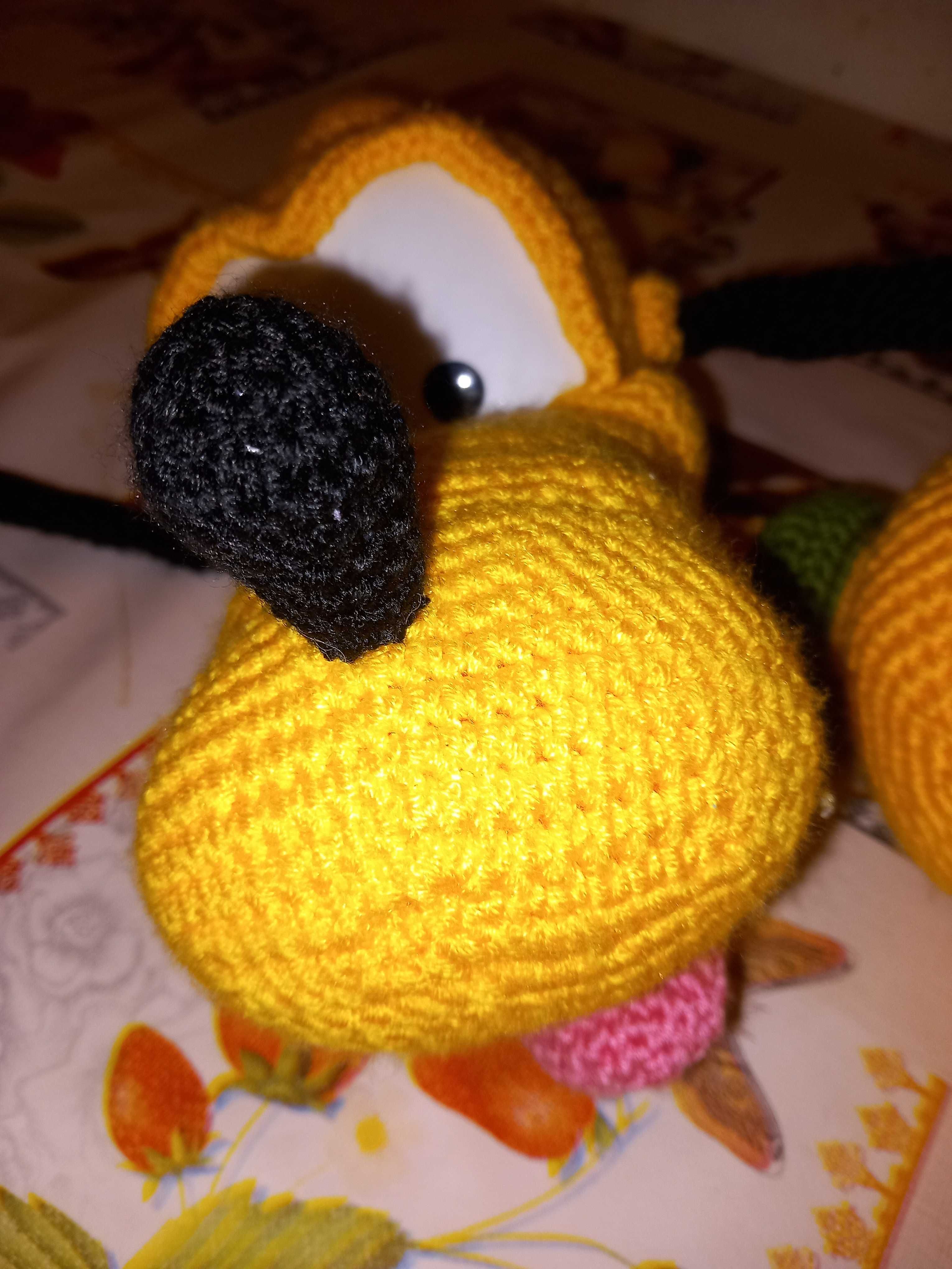 Pluto amarelo amigurumi cão