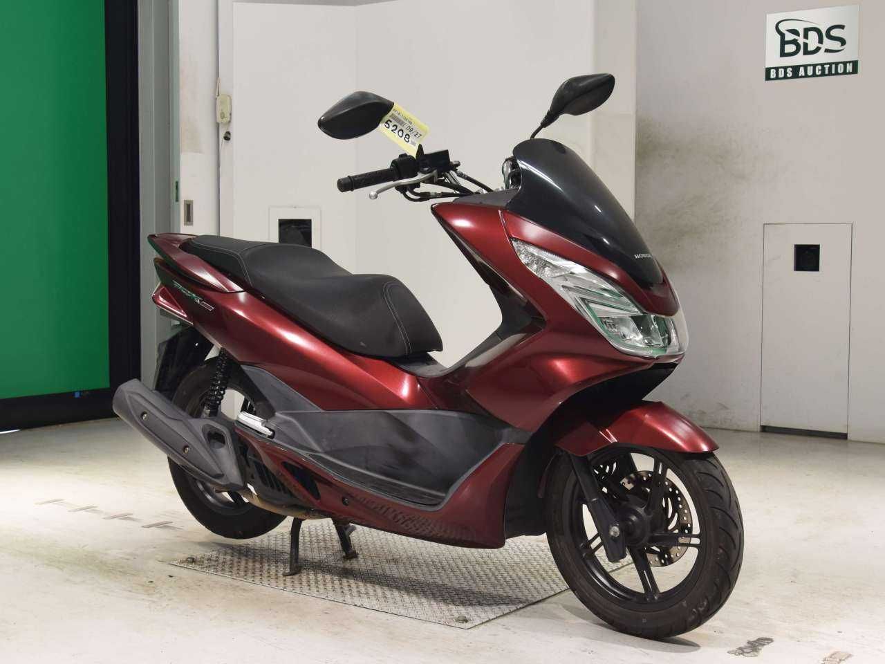 Купить японский скутер Honda PCX 150 KF18, мотосалон Артмото Полтава