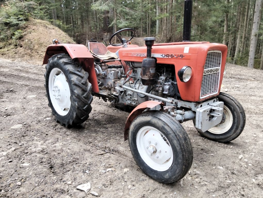 Sprzedam ursus c 330 c335