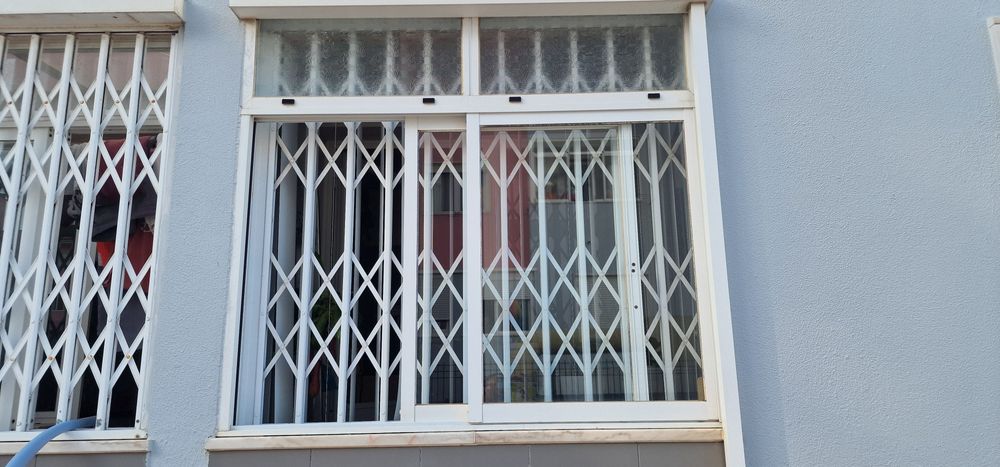 Grades janela, bom estado