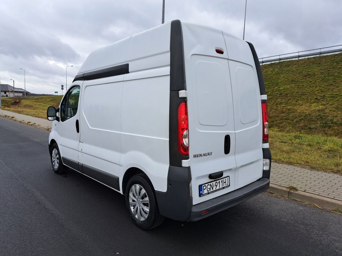 Renault TRAFIC 2,0DCI 197tys.km,KLIMA,Podwyższany...