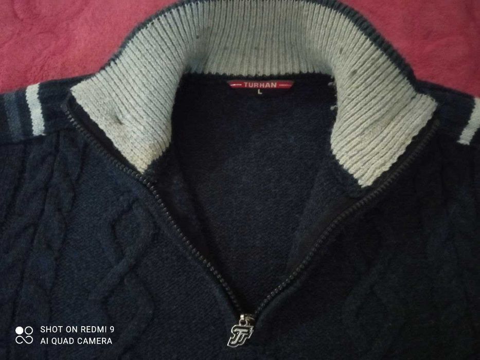 Ciepły męski sweter