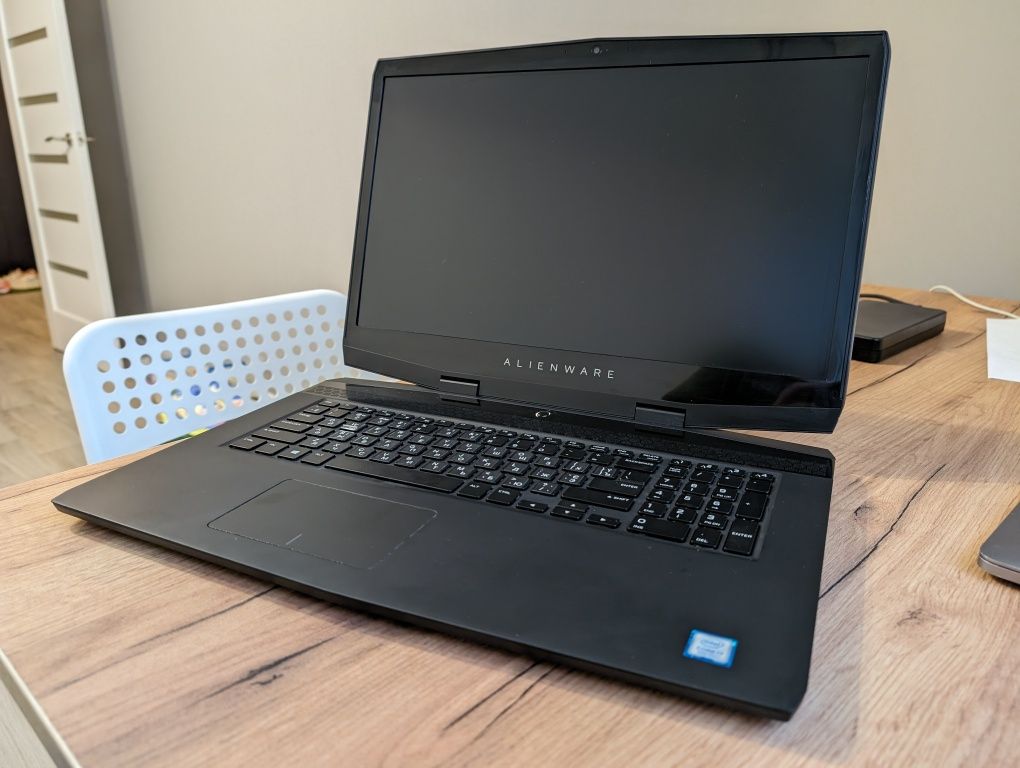 Ноутбук Dell Alienware M17