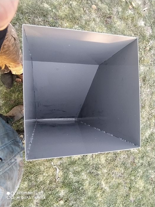 Кормушка для свиней