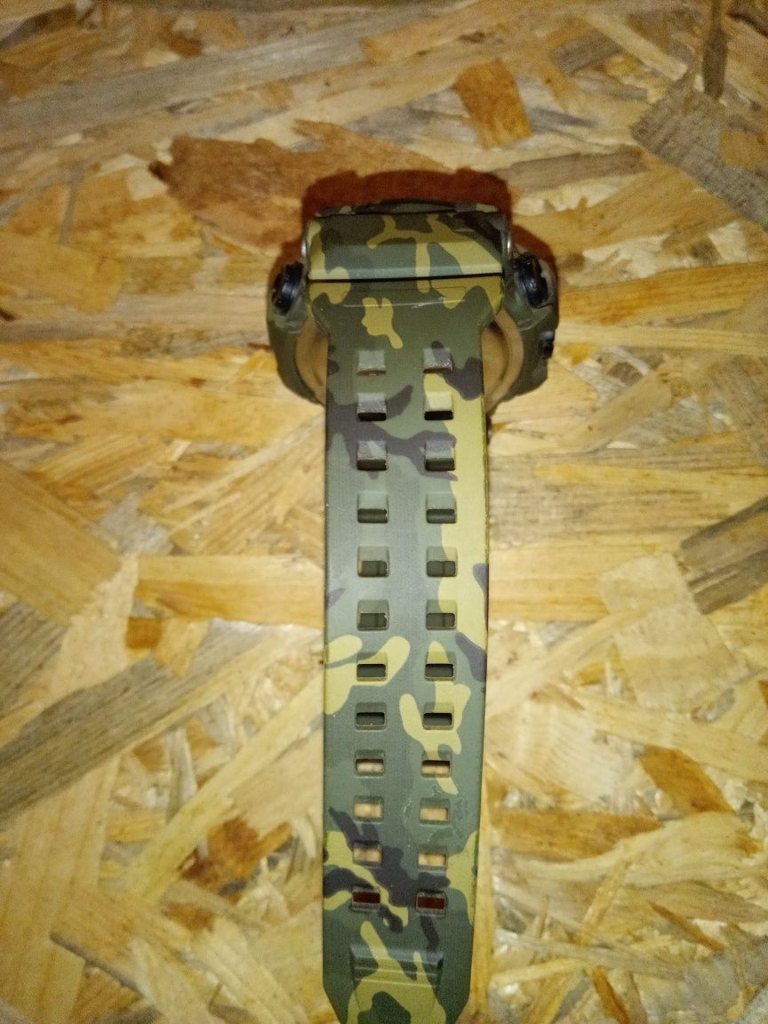 Часы тактические