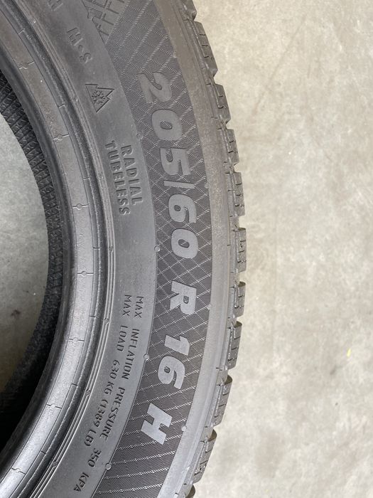 2x Opony zimowe Paxaro 205/60 R16 - 2019r, używane
