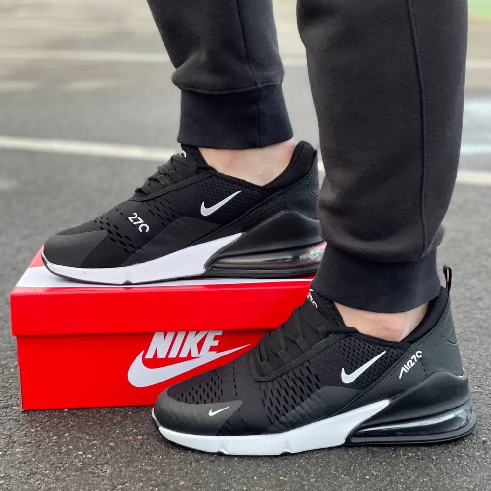 Чоловічі Кросівки Найк чорні з білим NIKE black white air max 40-45 рм