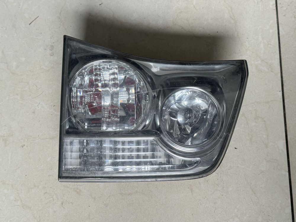 Lampa w klapę lewa tył Lexus Rx 03-08r oryginał