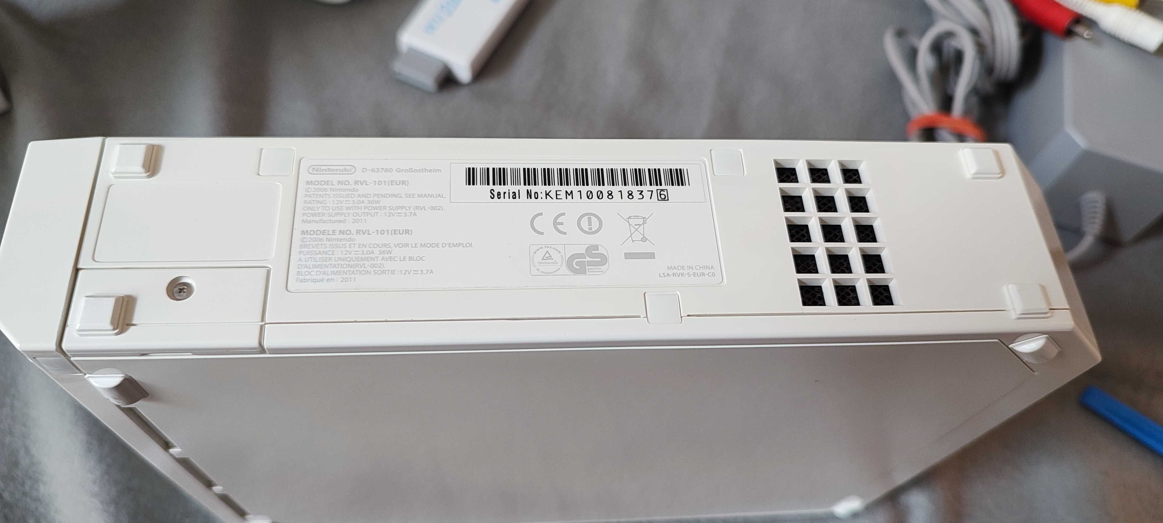 Nintendo Wii ( pack diversão/fitness )
