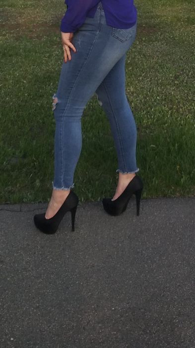 Осінні/Весняні стильні чобітки.Козаки жіночі ,ідеальний стан взуття.