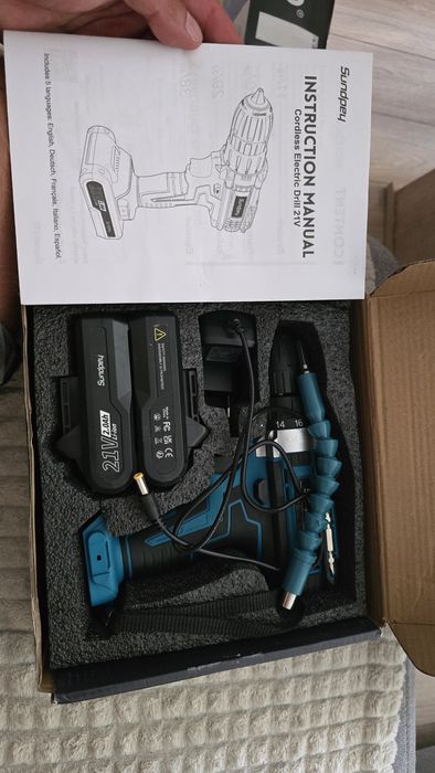 Wiertarka zestaw nowy 2x bateria  ładowarka