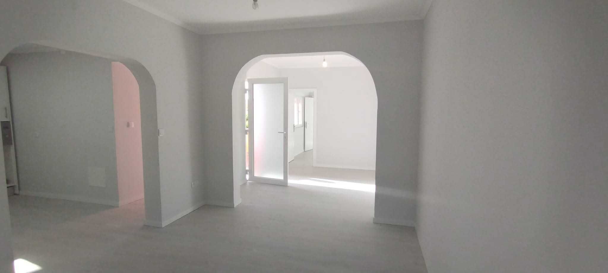 Moradia T3 Remodelada com 2 Suítes — Arco da Calheta (Madeira)