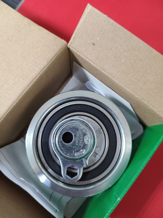 Натяжний ролік ГРМ vag 1,6-2,0tdi gates G6240GSA