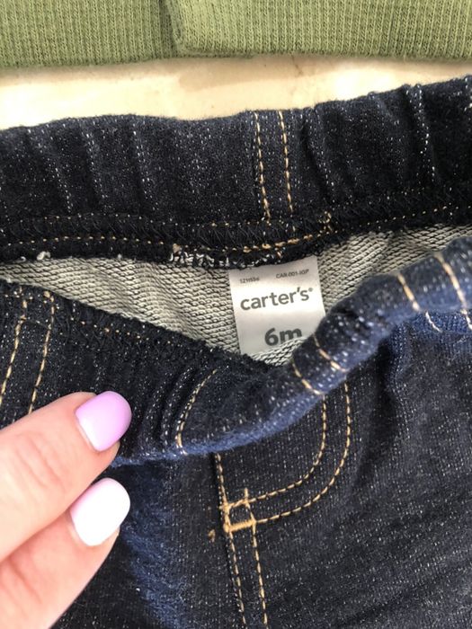 Продам костюмчик джинсы одежда на мальчика Carter’s