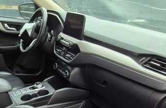 Ford Escape Kuga MK3 wyswietlacz ekran deska kokpit AIR bag pasazera