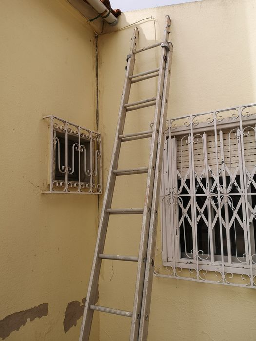 Escadote de 2 lances