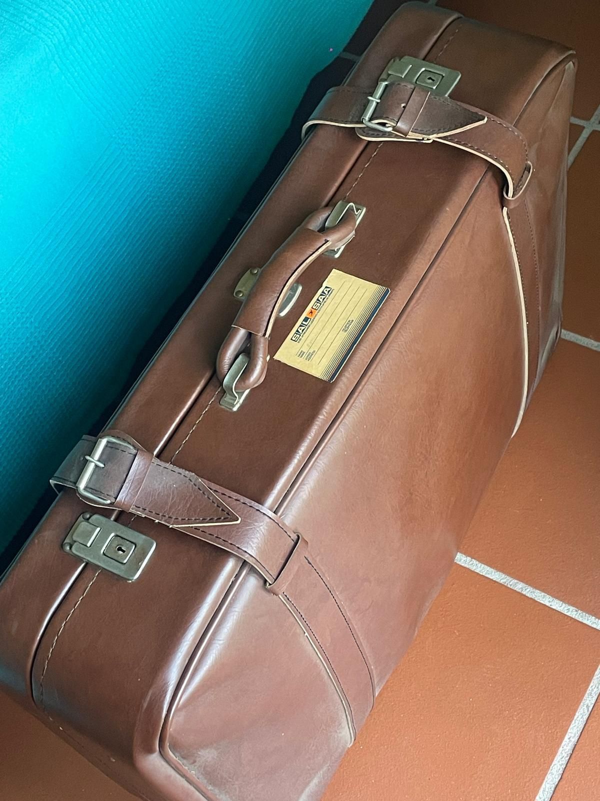 Mala de viagem antiga