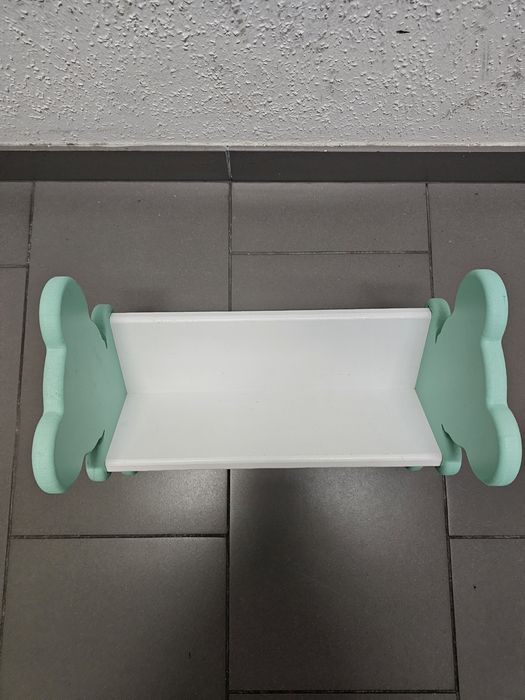 Półka, regał miętowy na książki dla dzieci z motywem misia, stan BDB!