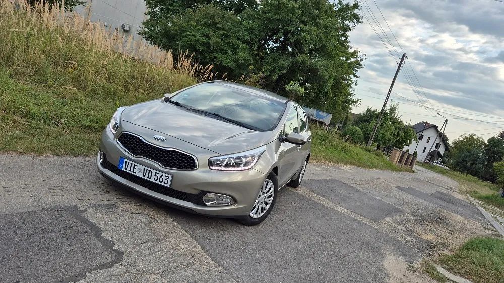 Kia Ceed 1,6-136Km-Klimatronic-Navi-Kamera-Tempomat-Pół Skóra
