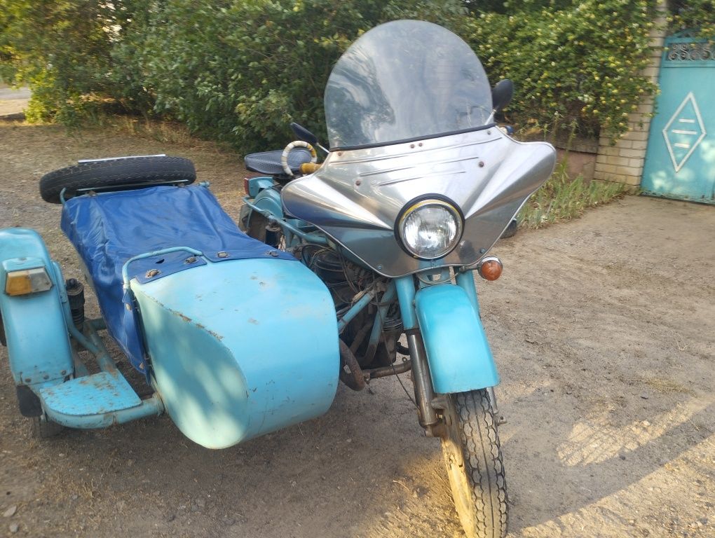 Продам мотоцикл Урал