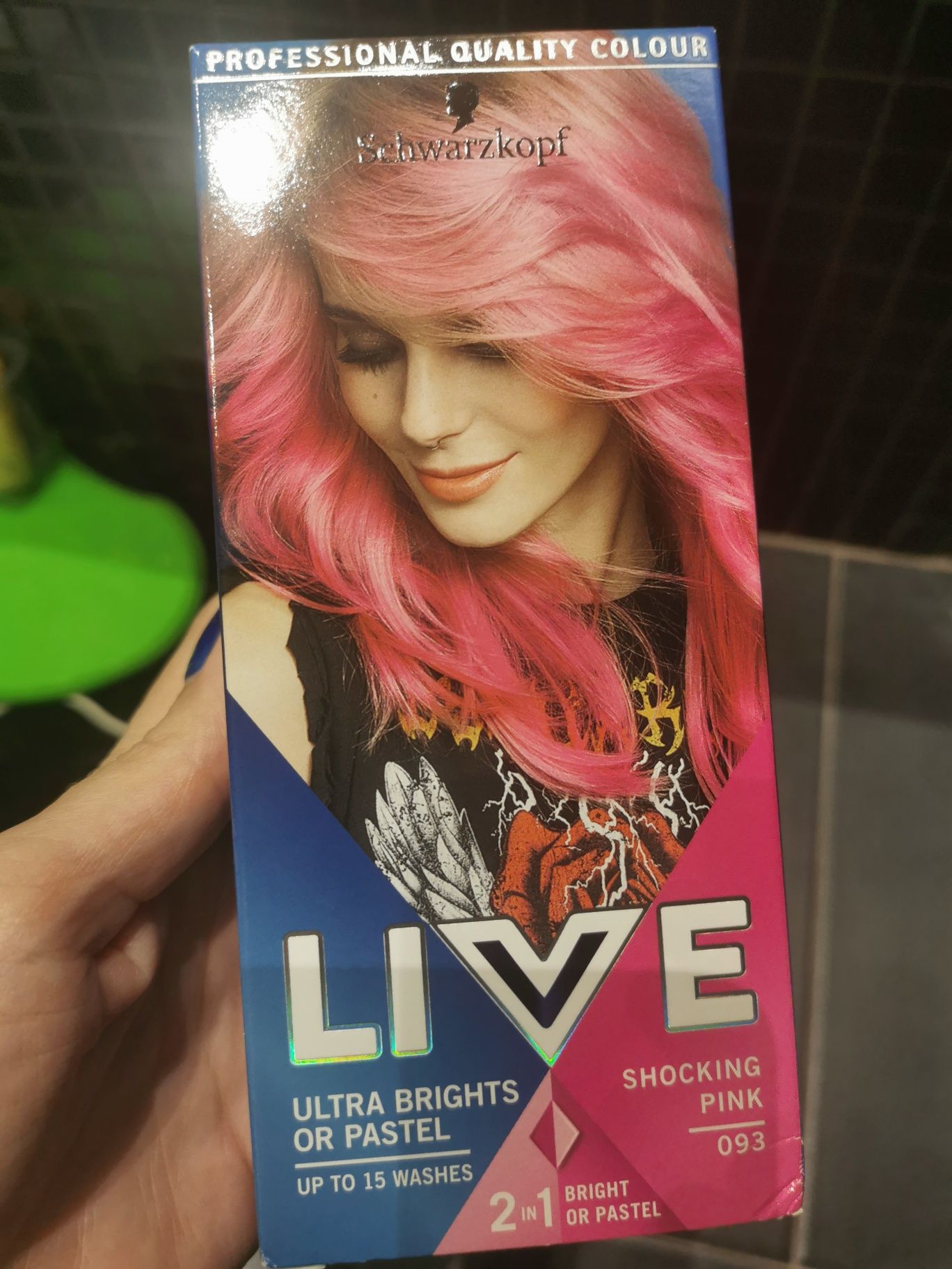 Nowa farba do włosów  shocking Pink 093 różowa