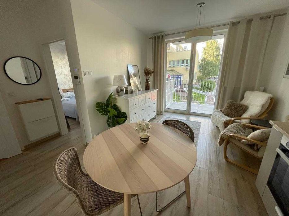 Bezposrednio Apartament 2 pokojowy LUX, NOWY, metro Natolin dla 1os