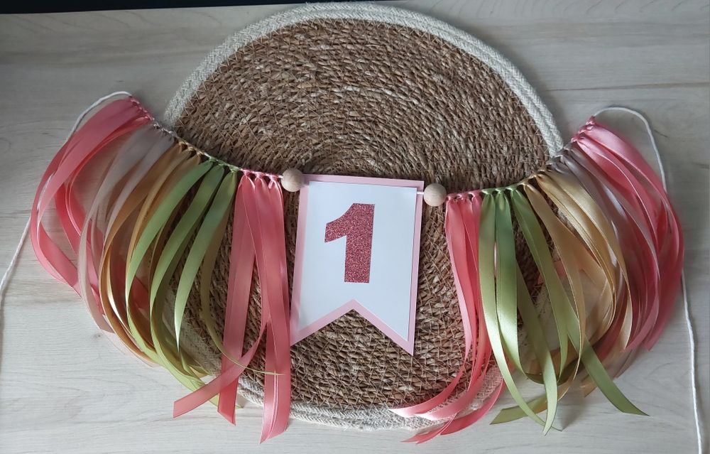 Girlanda na roczek ozdoba krzesełka różowe safari dziewczynka