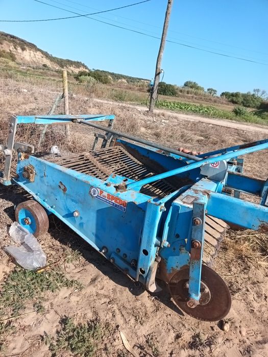 Máquina de apanhar batata
