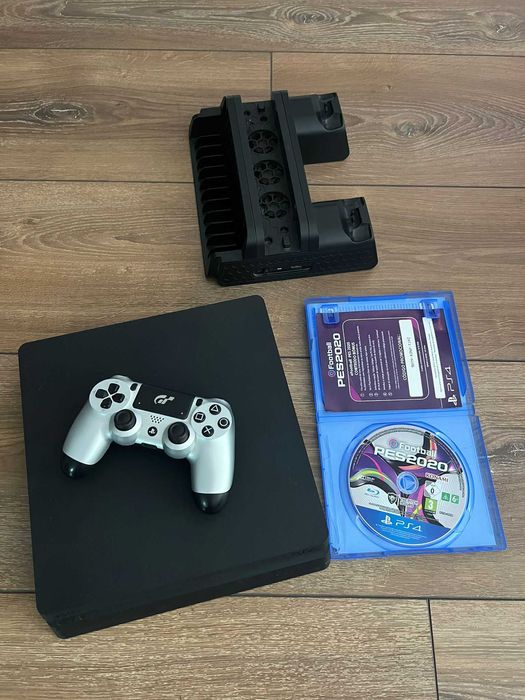Vendo PS4 com jogo e suporte