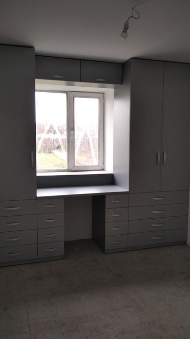 установка вікон, дверей , столярні меблеві роботи