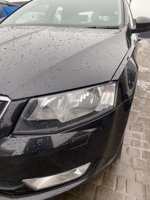 Передній бампер,фари капот Skoda Octavia A7,Октавія а7