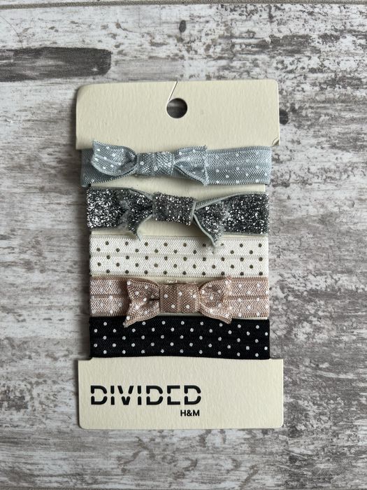 Bransoletki opaski tasiemki