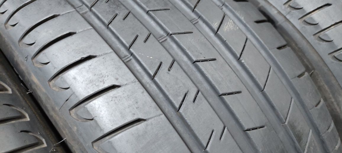 Pneus 245/45/20 Bridgestone runflat semi novos