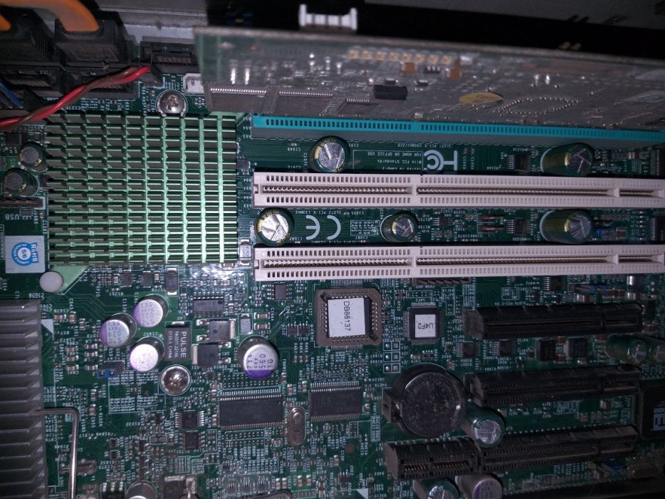 Сервер Supermicro (c SAS контролером) без HDD