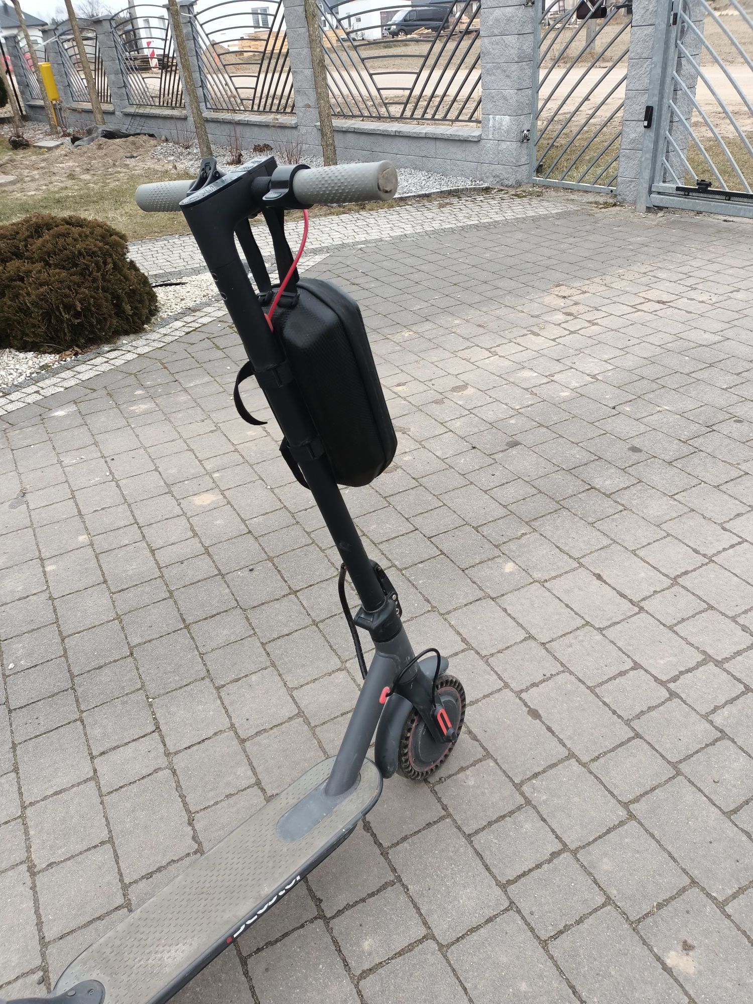 Hulajnoga elektryczna