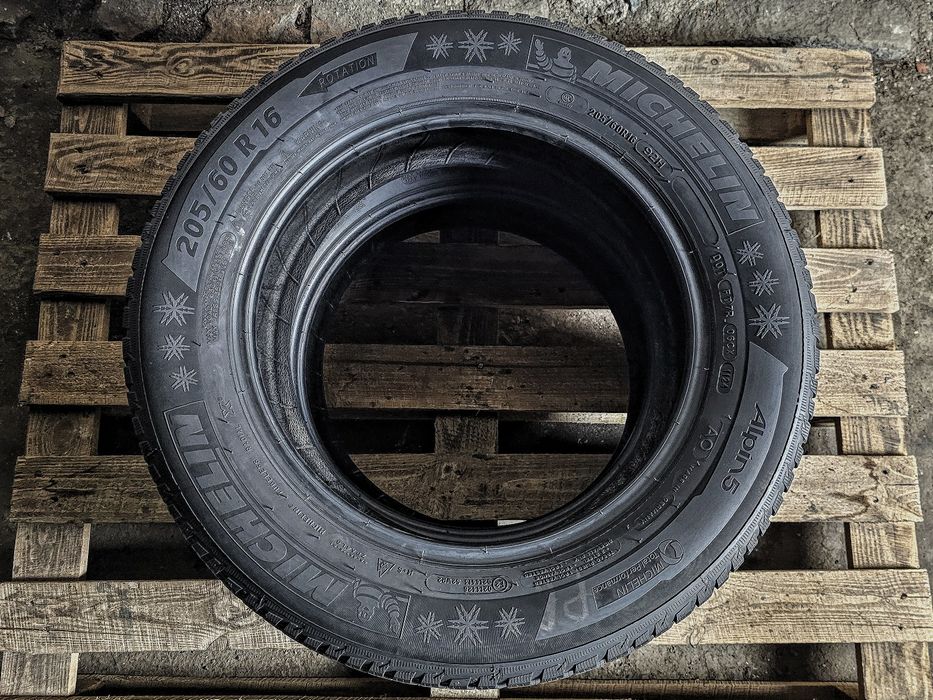 Пара 205/60r16 Michelin | 2024 | 6.5mm | Germany | Преміум зимові шини