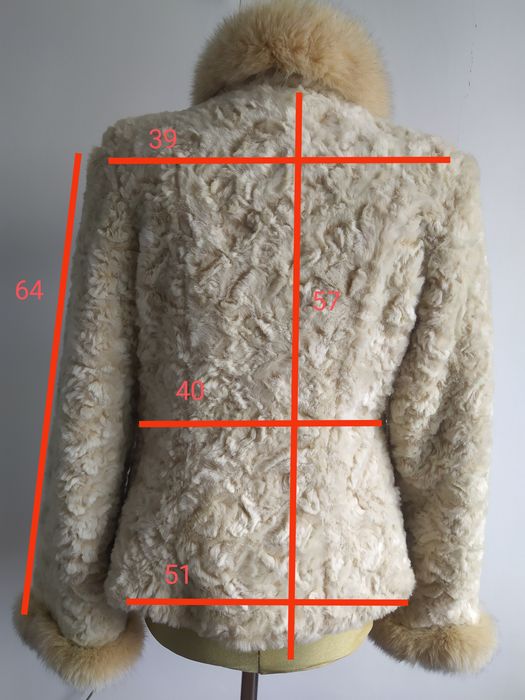 Полушубок жіночий