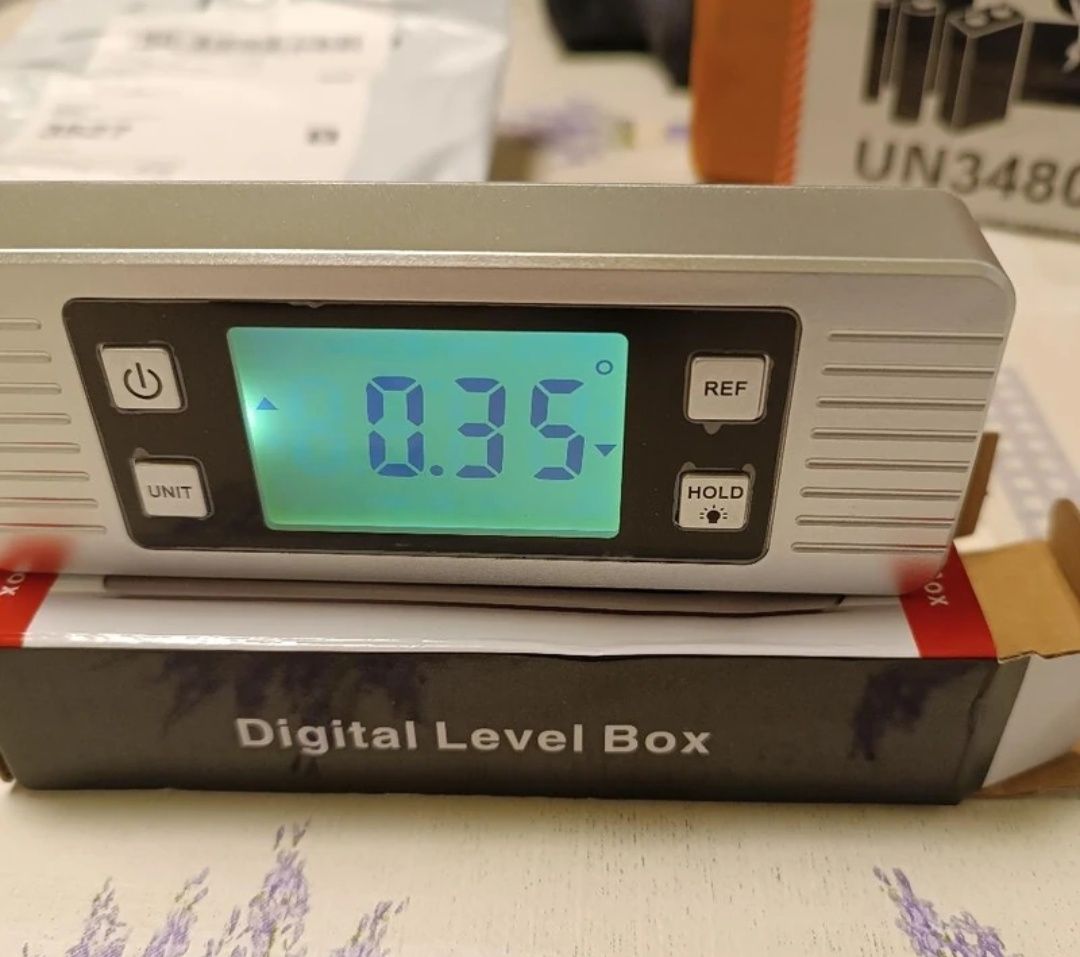 Nível Digital Compacto JD11 com Base Magnética **NOVO**