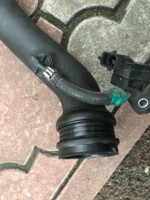 Патрубок інтеркулера Renault Megan 2, Scenic 2, 8200497288 8200907828